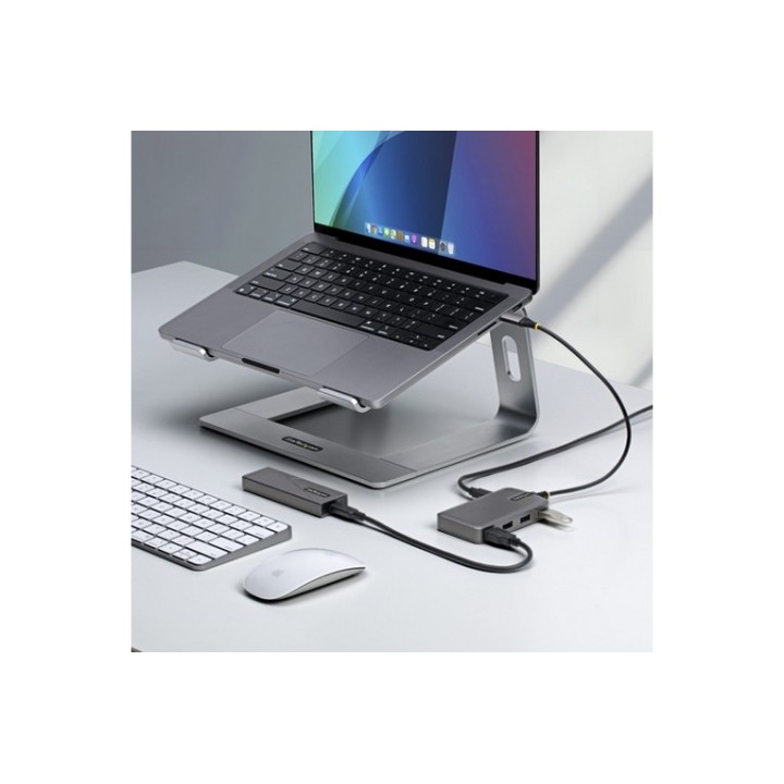 Startech - Hub - 4 x USB 3.2 Gen 1 + 1 x USB-C + 1 x USB-C 3.2 Gen 1 - desktop (5G4AC-USB-C-HUB)